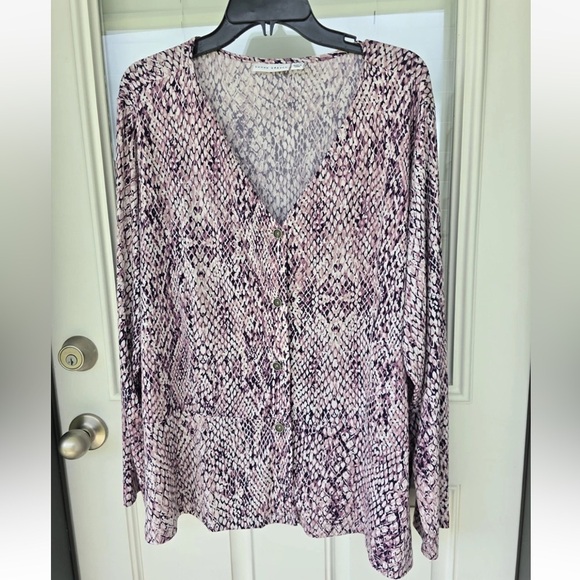 Susan Graver Women Printed Liquid Knit Button Front Peplum Top Plum 3X Plus Size - Picture 3 of 12